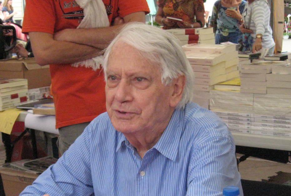 Europa ante su espejo. Homenaje a Jorge Semprún: coloquio con Sami Nair. Intervienen: Antonio Quesada y Esther Domínguez